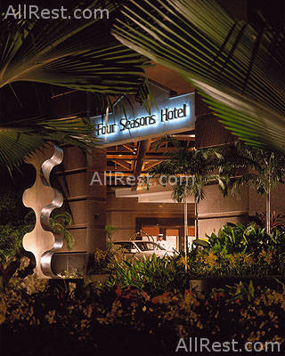 Four Seasons Hotel Singapore 2